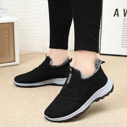 (🔥DNES SLEVA 50 % - NENECHTE SI UJÍT) ⏰ - Měkké a pohodlné zimní italské luxusní značkové semišové ortopedické boty (podpora - úleva od bolesti nohou)