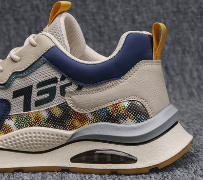 Tenisky chasst® | Široká špička snižuje tlak na chodidlo a poskytuje celodenní pohodlí.